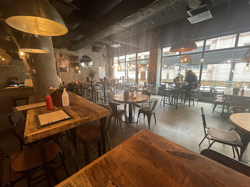 Photo of Tugg Burgers - Dragarbrunnsgatan 50a, 753 20 Uppsala