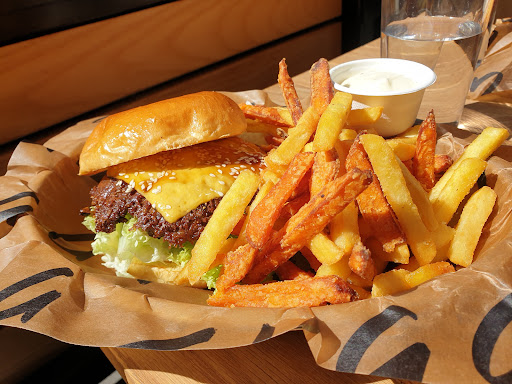 Photo of Tugg Burgers - Dragarbrunnsgatan 50a, 753 20 Uppsala