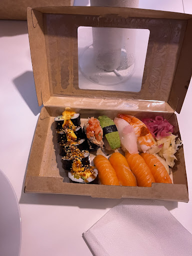 Photo of Ukumo Sushi & Poke - Svartbäcksgatan 40, 753 32 Uppsala
