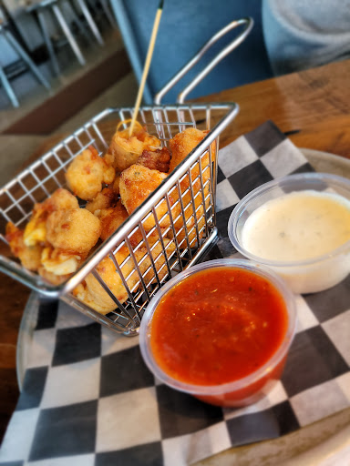 Photo of Pounders Pub & Grub - 1702 6th Ave SE, Aberdeen, SD 57401