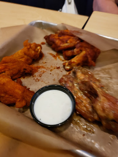 Photo of Buffalo Wild Wings - 3401 6th Ave SE, Aberdeen, SD 57401