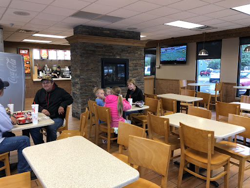 Photo of Wendy's - 1910 S 6th Ave SE, Aberdeen, SD 57401