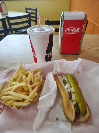Photo of Lu & Ton's Wieners - 111 S Lombard Rd, Addison, IL 60101