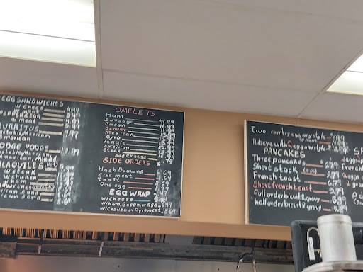 Photo of Lu & Ton's Wieners - 111 S Lombard Rd, Addison, IL 60101