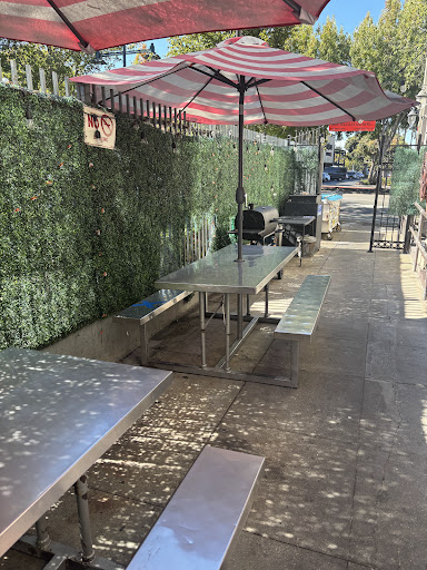 Photo of Wally's Cafe - 3900 San Pablo Ave, Emeryville, CA 94608