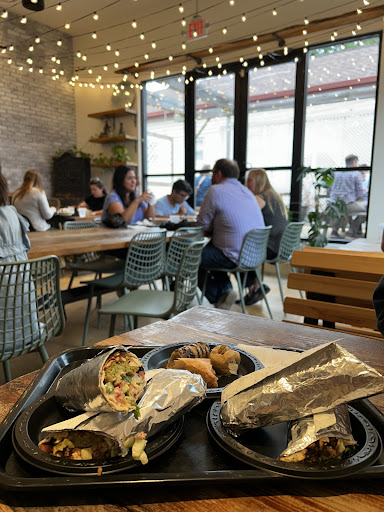 Photo of La'Baik - 2309 Mt Vernon Ave, Alexandria, VA 22301