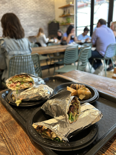 Photo of La'Baik - 2309 Mt Vernon Ave, Alexandria, VA 22301