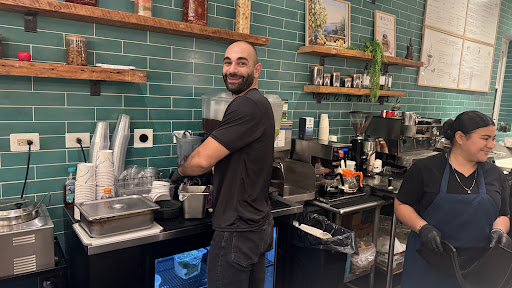 Photo of La'Baik - 2309 Mt Vernon Ave, Alexandria, VA 22301