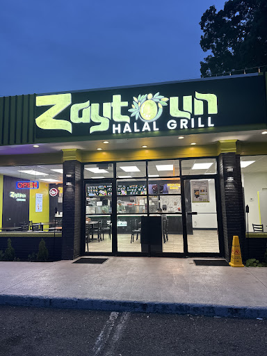 Photo of Zaytoun Halal Grill - 5418 Duke St, Alexandria, VA 22304
