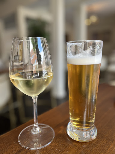 Photo of Elaine's - 208 Queen St, Alexandria, VA 22314