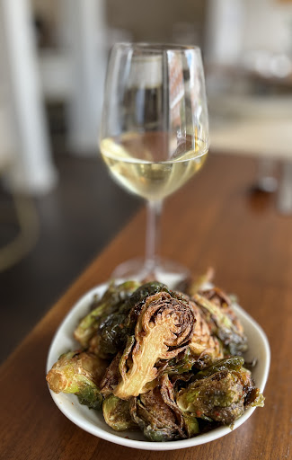 Photo of Elaine's - 208 Queen St, Alexandria, VA 22314