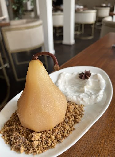 Photo of Elaine's - 208 Queen St, Alexandria, VA 22314