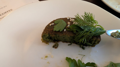 Photo of Elaine's - 208 Queen St, Alexandria, VA 22314