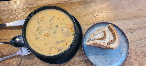 Photo of Blue Moon Cafe - 123 W Chisholm St, Alpena, MI 49707