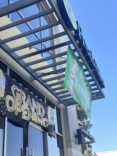 Photo of FRESH BITES - 105 N Hill Ave #103, Pasadena, CA 91106