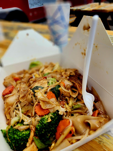 Photo of Somtum Thai Klamath falls - 3540 S 6th St, Klamath Falls, OR 97603