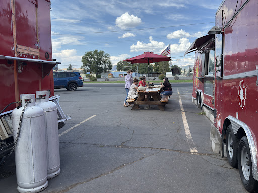 Photo of Somtum Thai Klamath falls - 3540 S 6th St, Klamath Falls, OR 97603