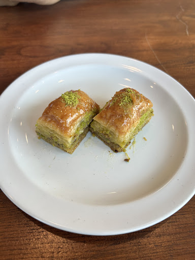 Photo of Garlic Mediterranean Grill - 2786 Homestead Rd, Santa Clara, CA 95051