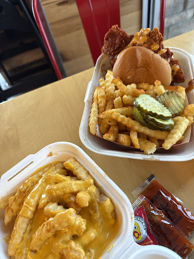 Photo of Dave's Hot Chicken - 4930 NY-30, Amsterdam, NY 12010