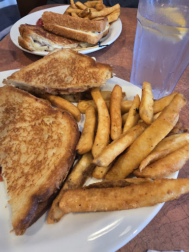 Photo of Riverdale Diner - 521 River Rd, Shelton, CT 06484