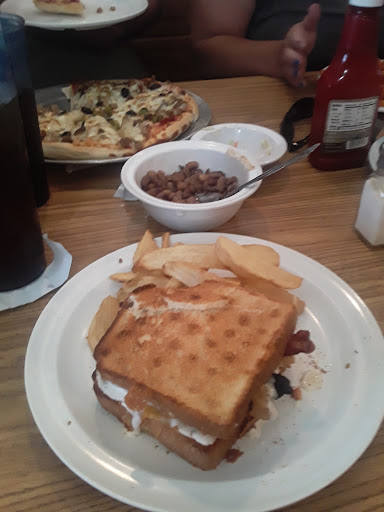 Photo of Fisherman's Grill & Pizza Shack - 102 Millenium Park Dr, Bismarck, AR 71929