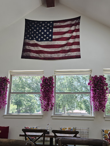 Photo of OOZIE Mediterranean Restaurant - 2851 W Edmond Rd Suite B, Edmond, OK 73012