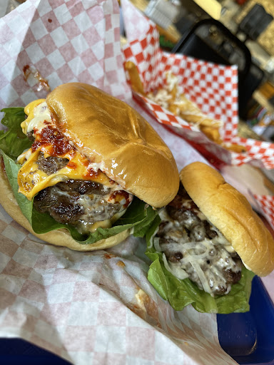 Photo of illegal burgers - 545 Southland Mall #20, Hayward, CA 94545