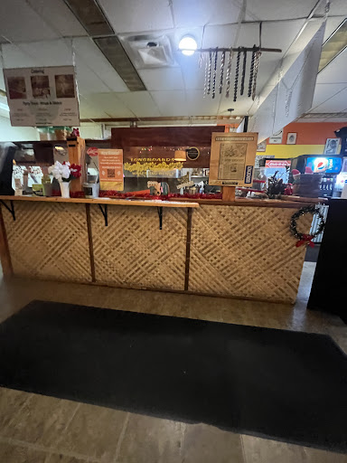 Photo of Longboards Wraps & Bowls - 6269 N Oak Trafficway, Kansas City, MO 64118