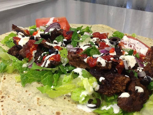 Photo of Longboards Wraps & Bowls - 6269 N Oak Trafficway, Kansas City, MO 64118