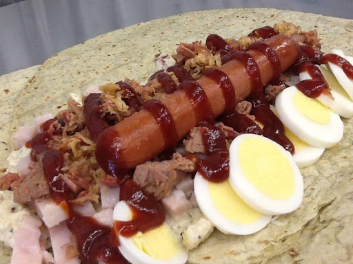 Photo of Longboards Wraps & Bowls - 6269 N Oak Trafficway, Kansas City, MO 64118