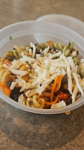 Photo of Longboards Wraps & Bowls - 6269 N Oak Trafficway, Kansas City, MO 64118