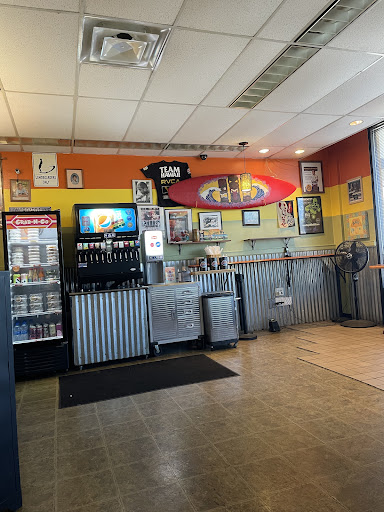 Photo of Longboards Wraps & Bowls - 6269 N Oak Trafficway, Kansas City, MO 64118