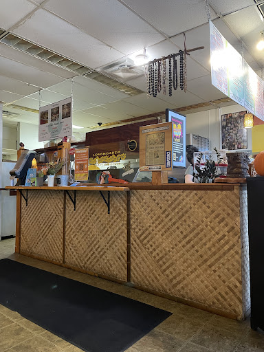 Photo of Longboards Wraps & Bowls - 6269 N Oak Trafficway, Kansas City, MO 64118