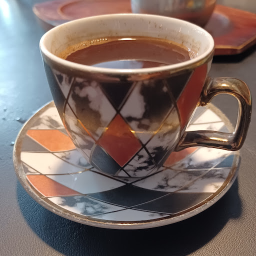 Photo of KINZI - 5329 Johnson Dr, Mission, KS 66205