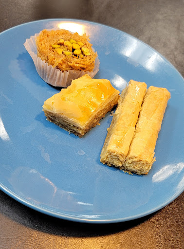 Photo of KINZI - 5329 Johnson Dr, Mission, KS 66205