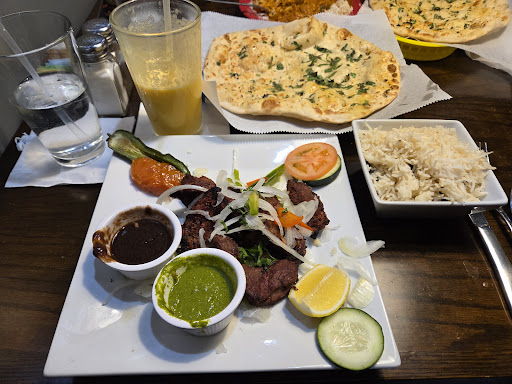 Photo of Kababs Pak Mediterranean Cuisine - 8619 Hauser Ct, Lenexa, KS 66215