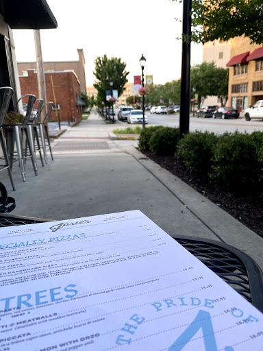 Photo of Josie's - 109 2nd Ave NE, Decatur, AL 35601