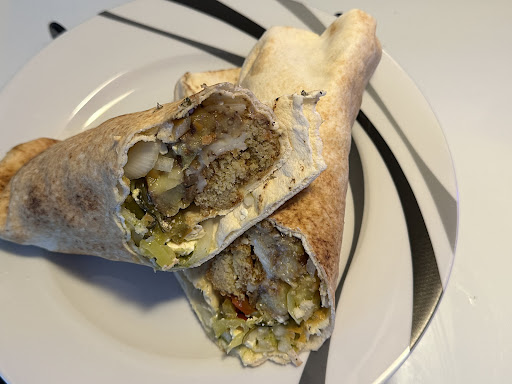 Photo of International Pocket Cafe - 52 E Main Rd, Middletown, RI 02842