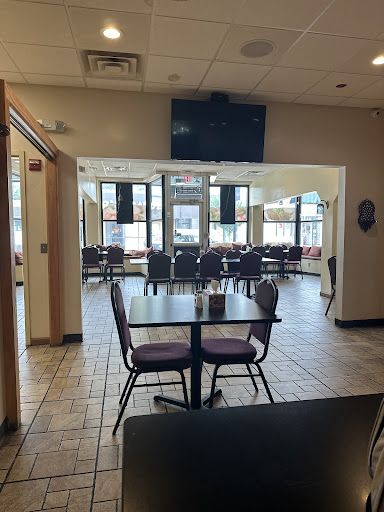 Photo of El Laham Restaurant - 91 Rolfe Square, Cranston, RI 02910