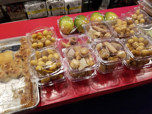 Photo of El Laham Restaurant - 91 Rolfe Square, Cranston, RI 02910