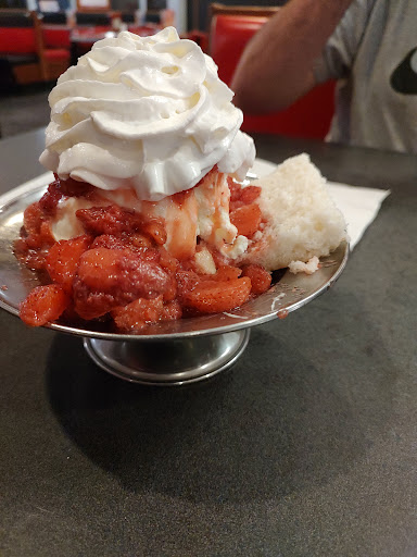 Photo of Friendly's - 10 Washington St, Attleboro, MA 02703