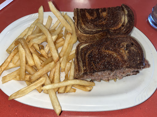 Photo of Friendly's - 10 Washington St, Attleboro, MA 02703