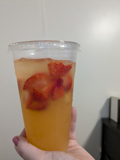 Photo of Golden Crust Pizza (Providence) - 369 Douglas Ave, Providence, RI 02908