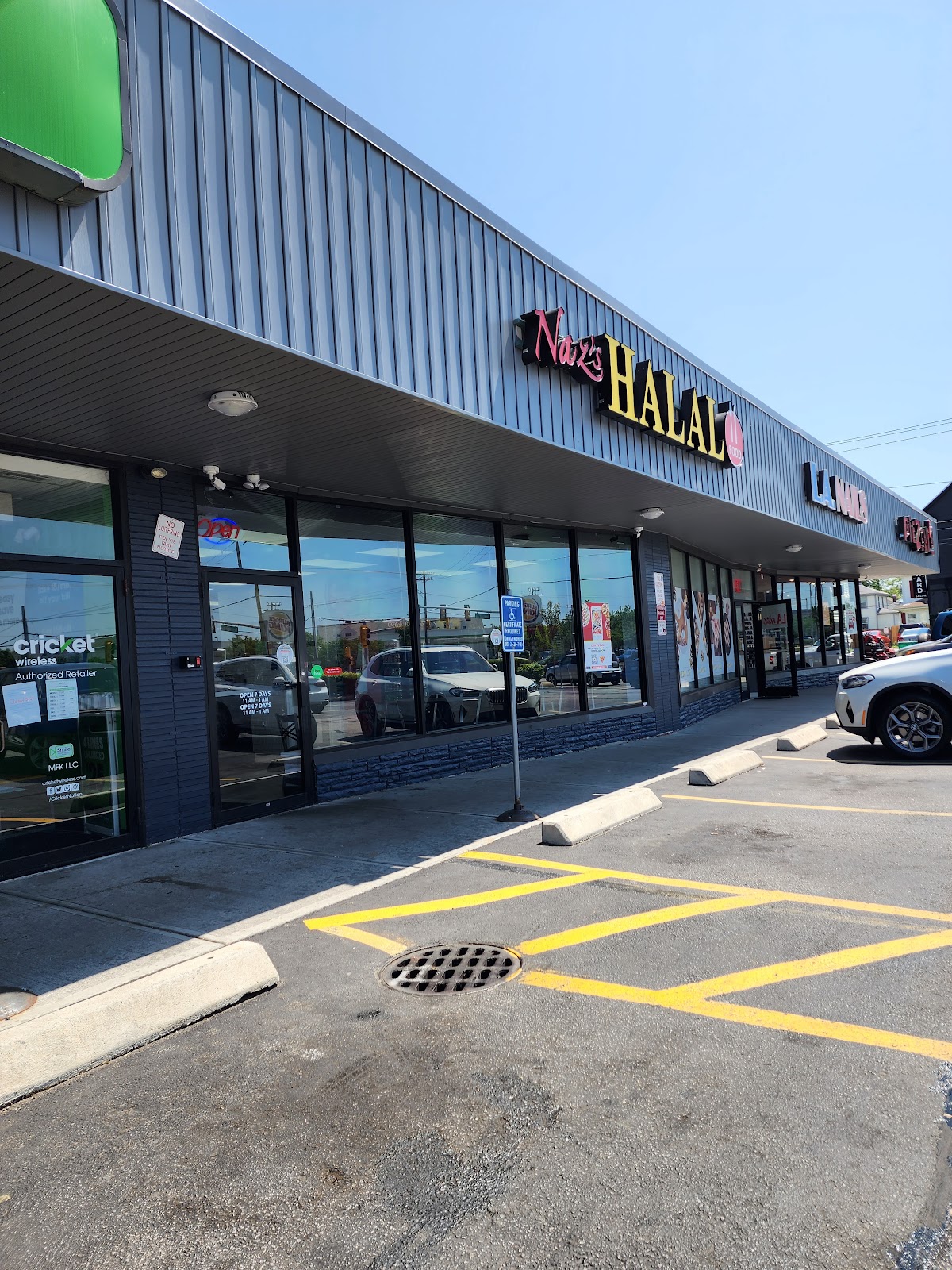 Photo of Naz's Halal Food - Cranston - 636 Reservoir Ave, Cranston, RI 02910