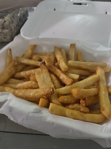 Photo of Yovanis Pizzeria - 40 Macondray St, Cumberland, RI 02864