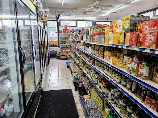 Photo of Lake Avenue Halal Market - 1732 Lake Ave, Fort Wayne, IN 46805