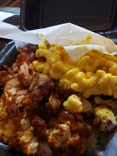 Photo of Hot Chickz Nashville Hot Chicken (Halal) - 1716 E Pontiac St, Fort Wayne, IN 46803