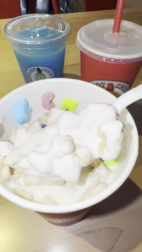 Photo of Dave's Hot Chicken - 2031 N Squirrel Rd, Auburn Hills, MI 48326