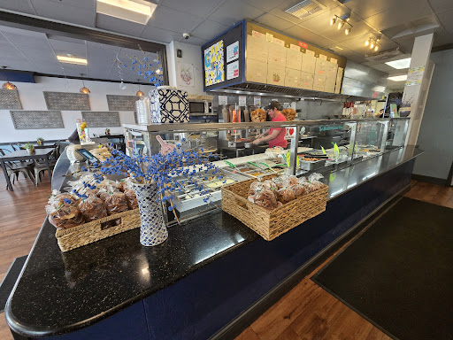 Photo of Garlic 'n Lemons - 133 Harvard Ave, Boston, MA 02134