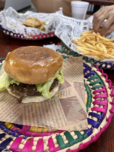 Photo of Hungry Belly - 1620 Pebblewood Ln, Naperville, IL 60563